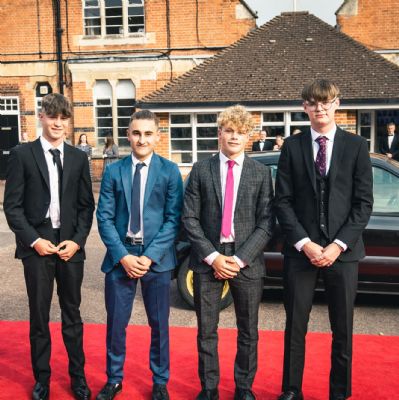 GordonsSchoolYear12Prom2021-image--80